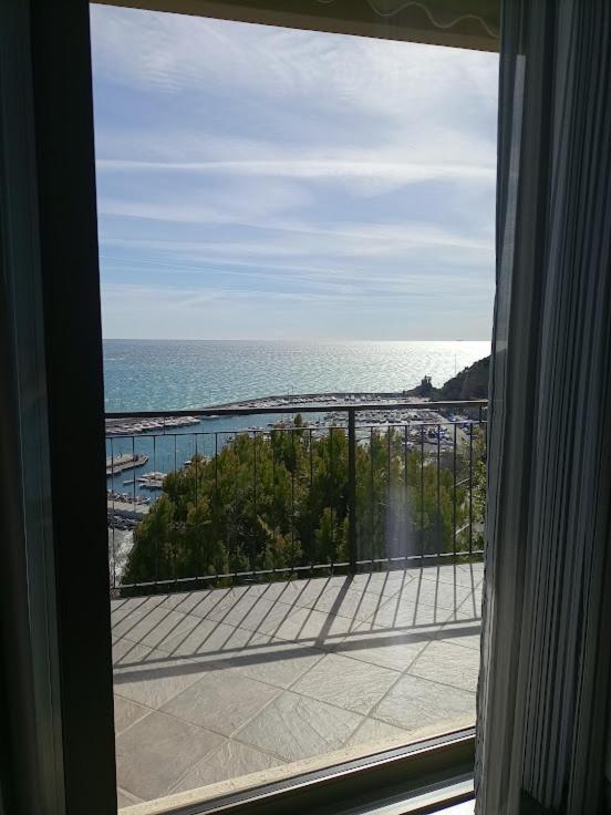 B&B Nido Sul Mare Alassio Exterior foto